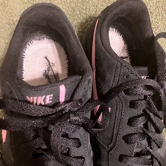 NIKE AIR low top leather black and pink women’s shoes size 9 - Picture 4 of 11
